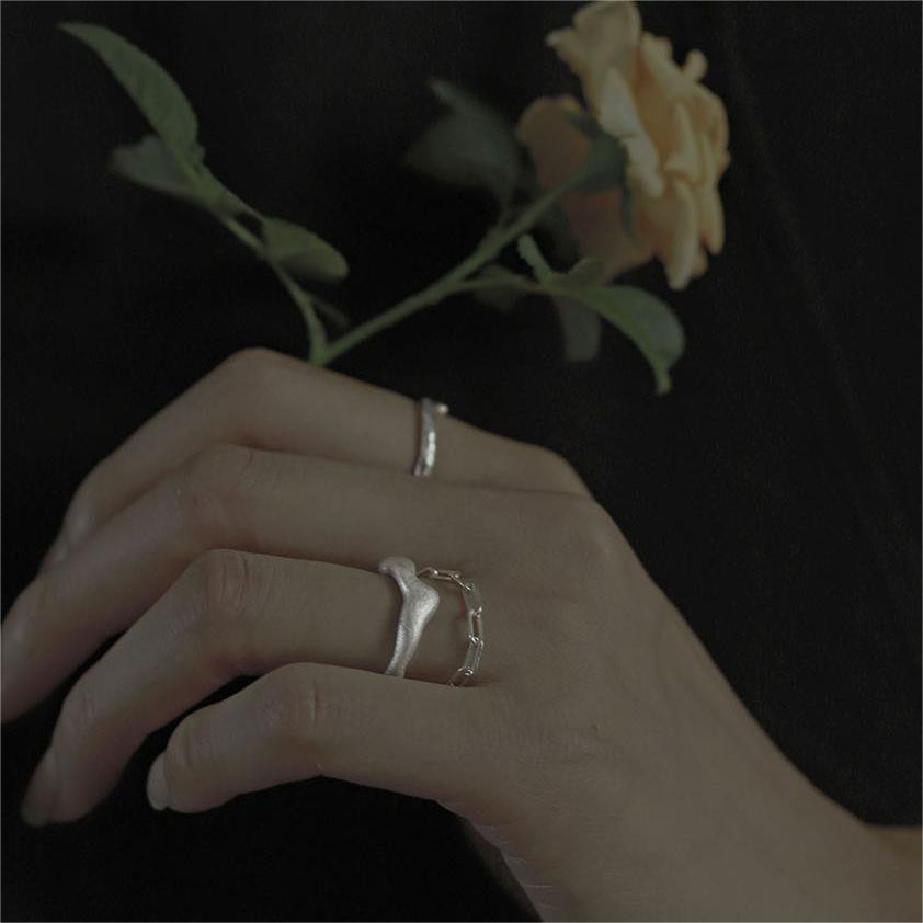 925シルバー、ジオメトリックコレクション、オリジナルデザイン、フロスト、シェイプ、パーソナル、フローリングリング