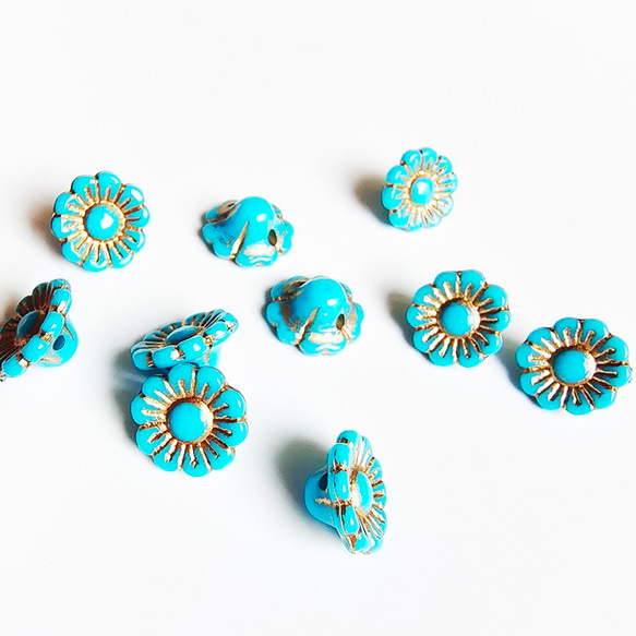 【20個】縦穴 花型　ダーコイズブルー　パーツ　ハンドメイド　ビーズ　材料　DIY 3枚目の画像