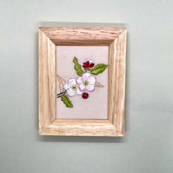 掛け軸刺繍［百鳥と花の刺繍］絹　手作リ美品！ 掛け軸刺繍［百鳥と花の刺繍］絹 手作リ美品！どこで 買える か