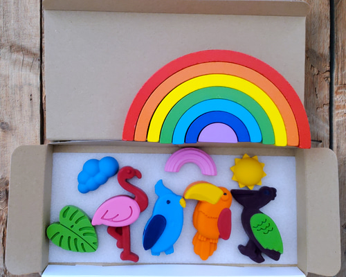 鳥のクレヨン画 Amazon.co.jp: 絵画 直筆アート 「Change」RICO ｜クレヨン画 鳥