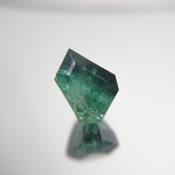 トルマリン バイカラートルマリン   2.68ct ⭐1834 天然石　ルース 3枚目の画像