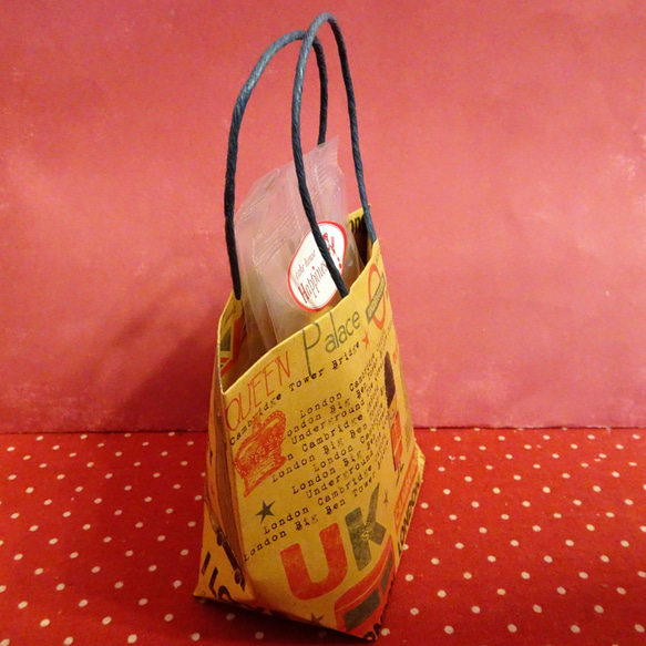 ロンドン柄プチペーパーバッグ（横長バージョン）にクッキー２種類詰め合わせ♪(*^▽^*) 7枚目の画像