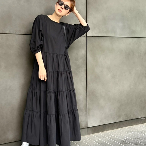 美品 ITALY Mdept【エムデプト】ワンピース 撒く