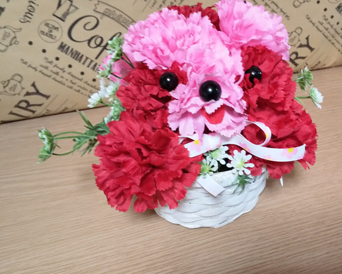 羊毛フェルト母の日ギフト・花のアレンジメント付き・わんちゃん 068fd1ce8f88c8eb0b336b301c97f6
