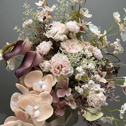 ミルクティー色 シャビーピンクベージュ ニュアンスカラーのブーケ