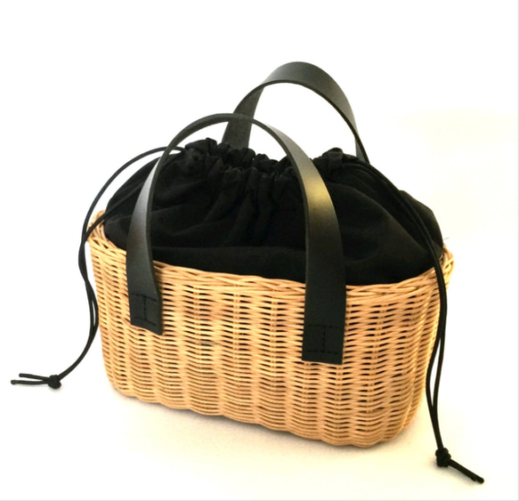 現品SALE》お値下げしました！ラタンがごバッグ 巾着タイプ かごバッグ  