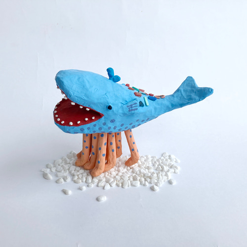 クジラのオブジェのサラ 立体・オブジェ 木暮奈津子 通販