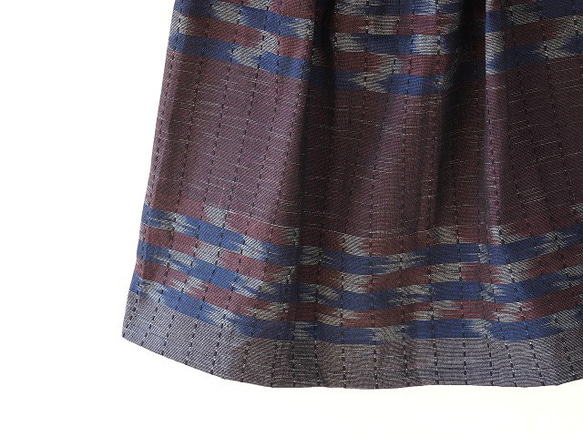 手織り布のシンプルなスカート 4枚目の画像