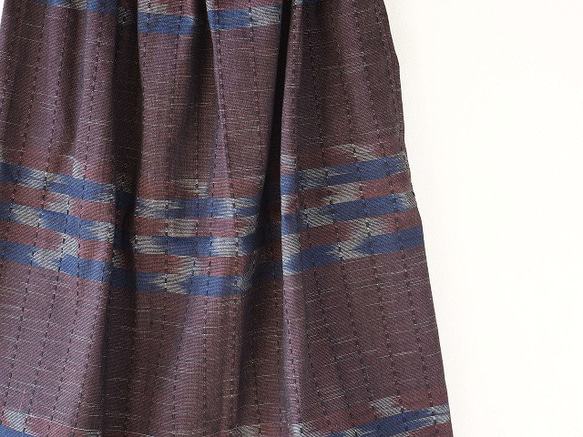 手織り布のシンプルなスカート 2枚目の画像