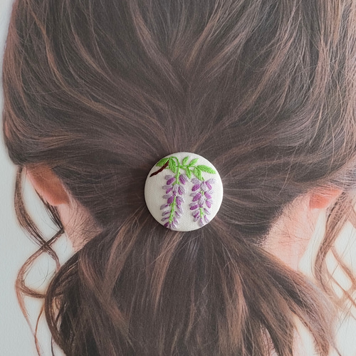 受注制作】藤の花刺繍ブローチor刺繍ヘアゴム ブローチ かな