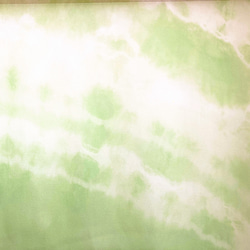 爽やかグリーンの絞り染めシルクストール 4枚目の画像