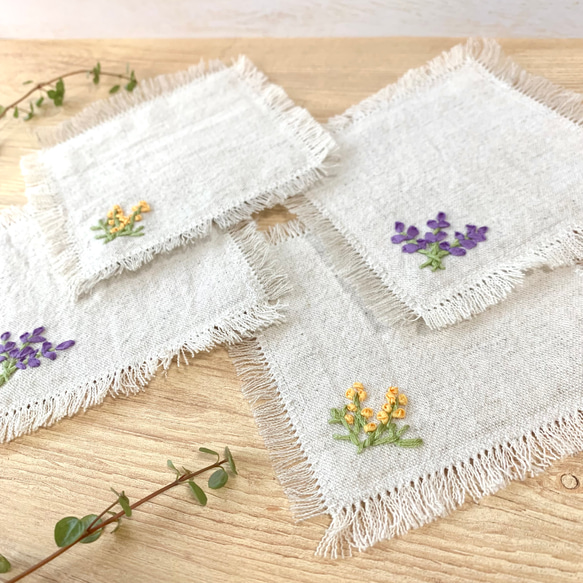 ワンポイントリボン刺繍のフリンジ布コースター コースター Laffiy
