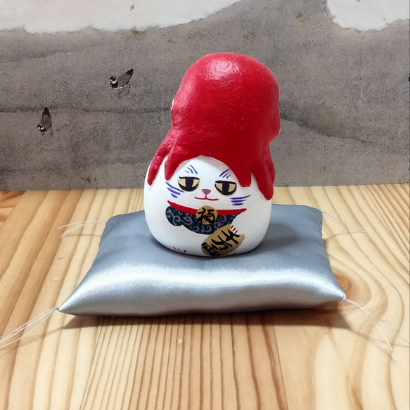 ミニ座布団　金・銀 ・赤・白・黒 / 受注生産 / 招き猫用 / だるま用 / サイズダウン可能 9枚目の画像