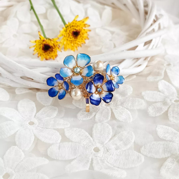 ロイヤルブルー Nemophila 青空の花 ＊ ネモフィラ ＊ ポニーフック コットンパール bijoux glass 16枚目の画像