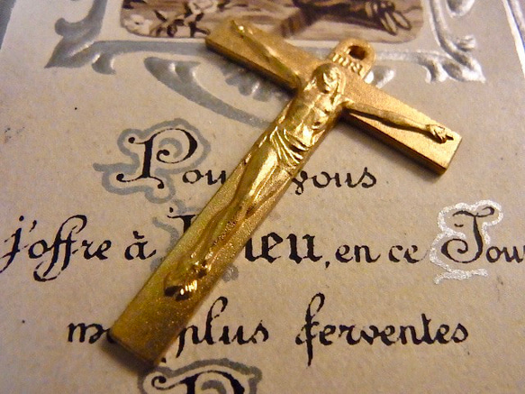 フランス ヴィンテージ デッドストック 金メッキ クロス 3種 キリスト 十字架 チャーム ルルドの泉① 5枚目の画像