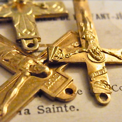 フランス ヴィンテージ デッドストック 金メッキ クロス 3種 キリスト 十字架 チャーム ルルドの泉② 10枚目の画像