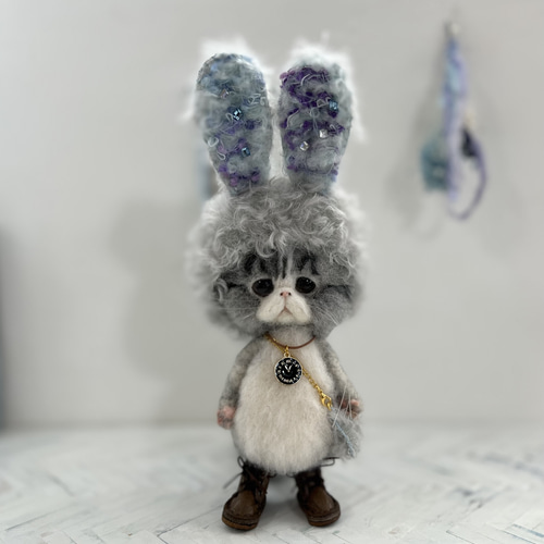 うさみみ帽子のごーぐるにゃんこ 羊毛フェルト ぶさかわねこ