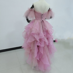 免運費！可愛的淺粉色連衣裙 出眾的時尚感 短款長裙 柔軟的層疊薄紗裙 第14張的照片