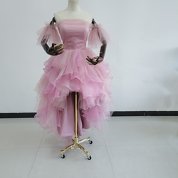 免運費！可愛的淺粉色連衣裙 出眾的時尚感 短款長裙 柔軟的層疊薄紗裙 第7張的照片