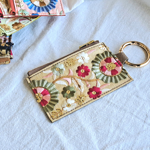 ギフトシリーズ バッグポーチ / インド刺繍 / 刺繍リボン / 小物入れ 