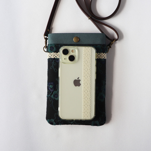 リクエスト＊ロラライハリス♡一面シルバーライン刺繍サコッシュ♡スマホポーチ♡ リクエスト＊ロラライハリス♡一面シルバーライン刺繍サコッシュ