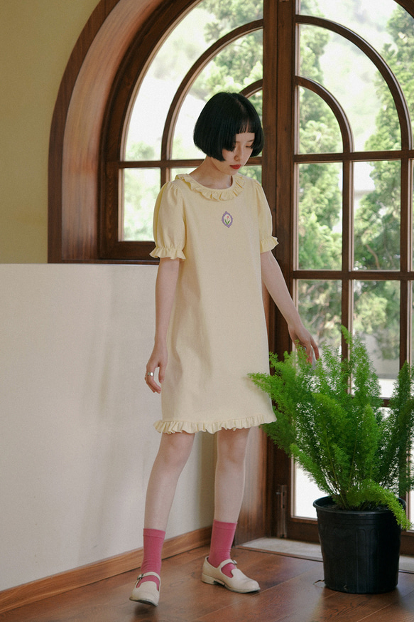 奶黃色 日系少女木耳花邊鬱金香軟fufu短洋裝 立體浮雕裝飾連身裙 第18張的照片