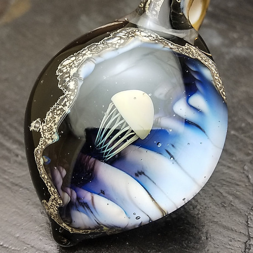 ガラスペン　月海月 Jellyfish Glass Pen. 海月のガラスペン、その壱。 色ガラスと