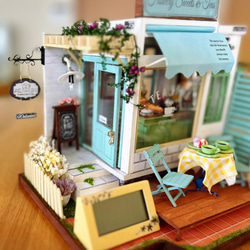 ミニチュアドールハウス完成品（Flower Cafe DIY）時計 再販なし 3枚目の画像