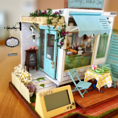 ミニチュアドールハウス完成品（Flower Cafe DIY）時計 再販なし