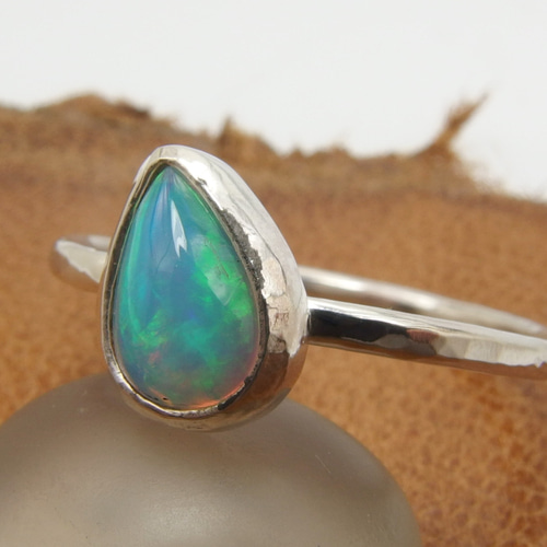 オパールリング18号 しずく 【silver】ティアドロップ 天然石 オパール