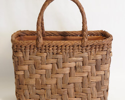 山葡萄バッグ楕円一段花結び 山葡萄バッグ(楕円一段花結び) かごバッグ 山葡萄バッグ魅力