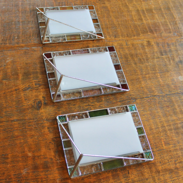 《H様専用》ステンドグラスの写真立て3つ・シングル / ハガキ（ピンク・グリーン）Lサイズ（オレンジ）/ スライドタイプ 14枚目の画像