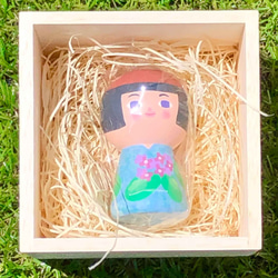 昔話　鉢かつぎ姫【木箱と額入りイラスト付き】小こけし。誕生日・記念日のプレゼントに。 かわいい木製人形 10枚目の画像