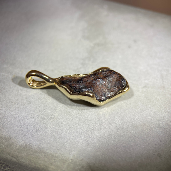 キャニオンディアブロ隕石⭐︎ペンダントトップ⭐︎一点物⭐︎10金 3枚目の画像