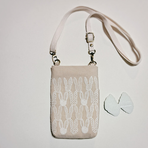 完成品✨【スマホポシェット】pomppia で✨ミナペルホネン
