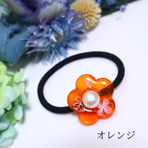 じゃらじゃら  ヘアゴム  ゆらゆら大小のお花♡ キラキラなお花のヘアゴム【白い花】 ヘアゴム mio-tempo 通販