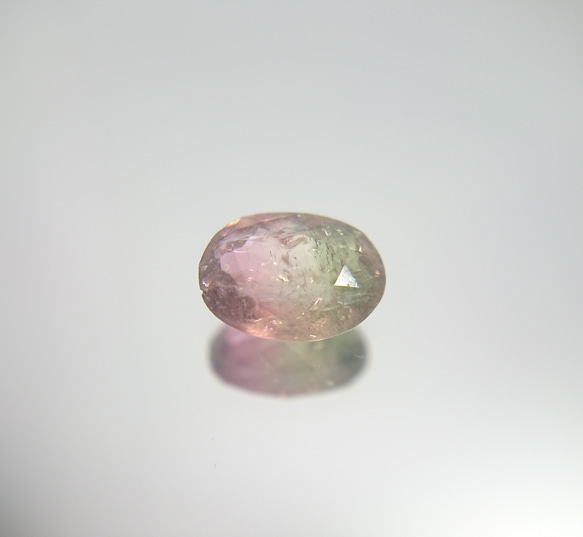 バイカラートルマリン  0.71ct ⭐1876 4枚目の画像