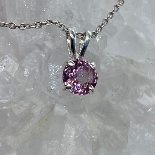 ピンクジルコン（さくらピンク 天然石）のネックレス ネックレス