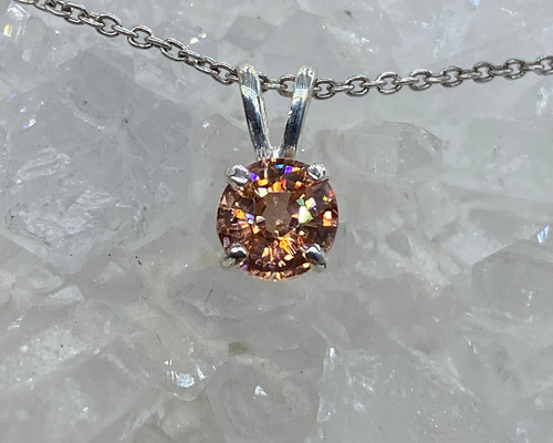 18KＹＧピンクジルコン ペンダントトップ ピンクジルコン（ピーチピンク 天然石）のネックレス ネックレス