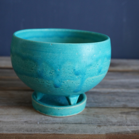 【陶器】トルコ青の脚付き植木鉢 12 8枚目の画像