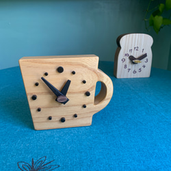 マグカップ時計✳︎掛け置き両用・シンプル木製時計 7枚目の画像