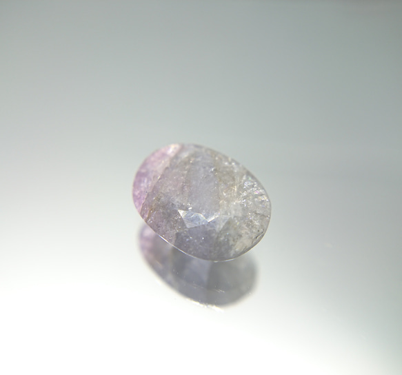 虹入り トルマリン バイカラートルマリン   1.37ct ⭐1890 5枚目の画像