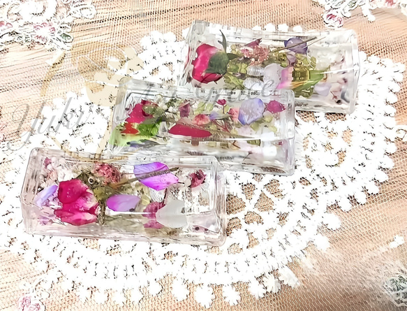 【再販】ハーバリウムコースター(薔薇）＆ハーバリウム箸置き（薔薇）セット 2枚目の画像