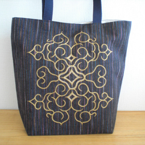 アイヌ文様刺繍】トートバッグ・中型 朱色縞 トートバッグ
