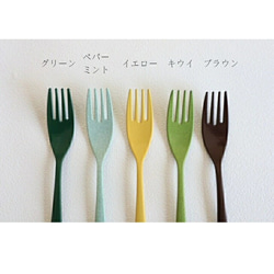 ＼送料無料 クリックポスト対応／ステンレス製 フォーク いろさじ ギフト アレルギー かわいい 猫舌 カラフル 折れない 6枚目の画像
