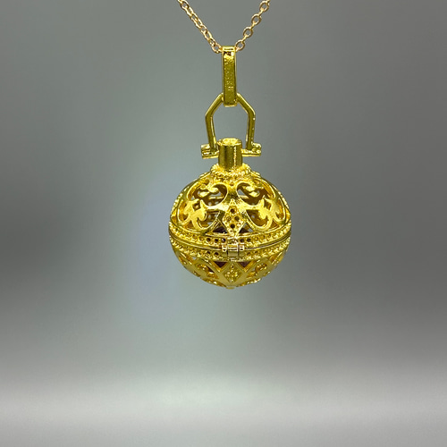 ガムランボール風チャーム オルゴールネックレス アロマペンダント