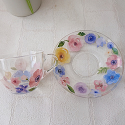 水彩画調のお花のガラスポットとカップ＆ソーサー セット 8枚目の画像