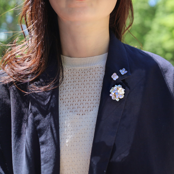 可分層繡球花胸針與別針胸針套裝 第4張的照片
