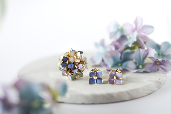 可分層繡球花胸針與別針胸針套裝 第2張的照片