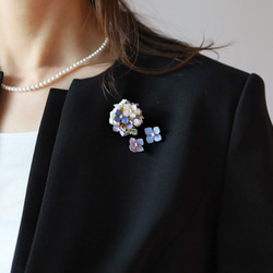 可分層繡球花胸針與別針胸針套裝 第10張的照片